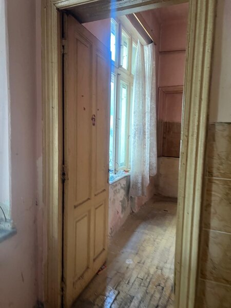 Carcul Carol, Str. Mitropolit Nifon.